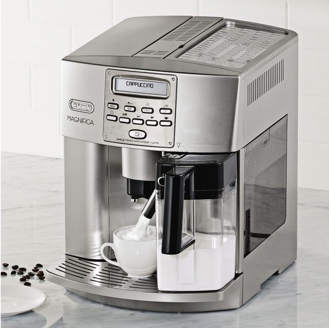 DeLonghi Magnifica Otomatik Cappuccino ESAM 3500